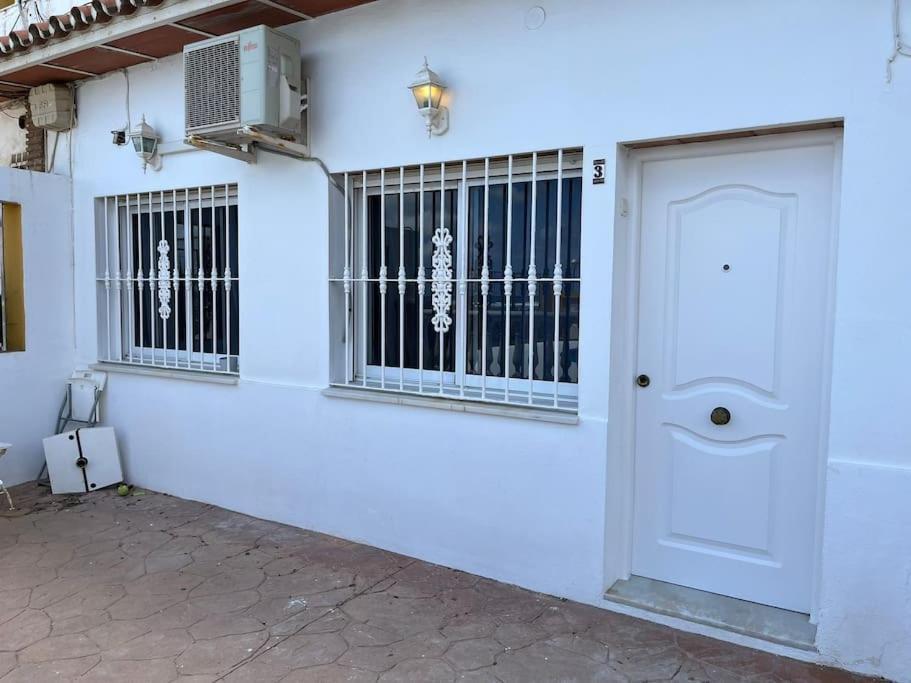 Appartement Aan Boulevard En Zwembad Sitio de Calahonda Kültér fotó